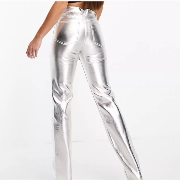 ASOS DESIGN Tall 90's Straight Jean in Metallic Silver - Picture 2 of 11